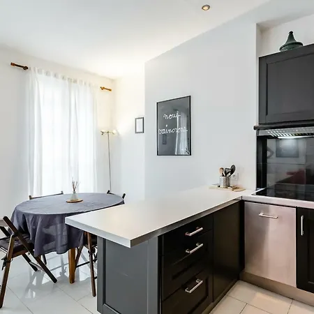 Apartment La Joliette- Spacieux Et Lumineux, 4 Couchages Marseille